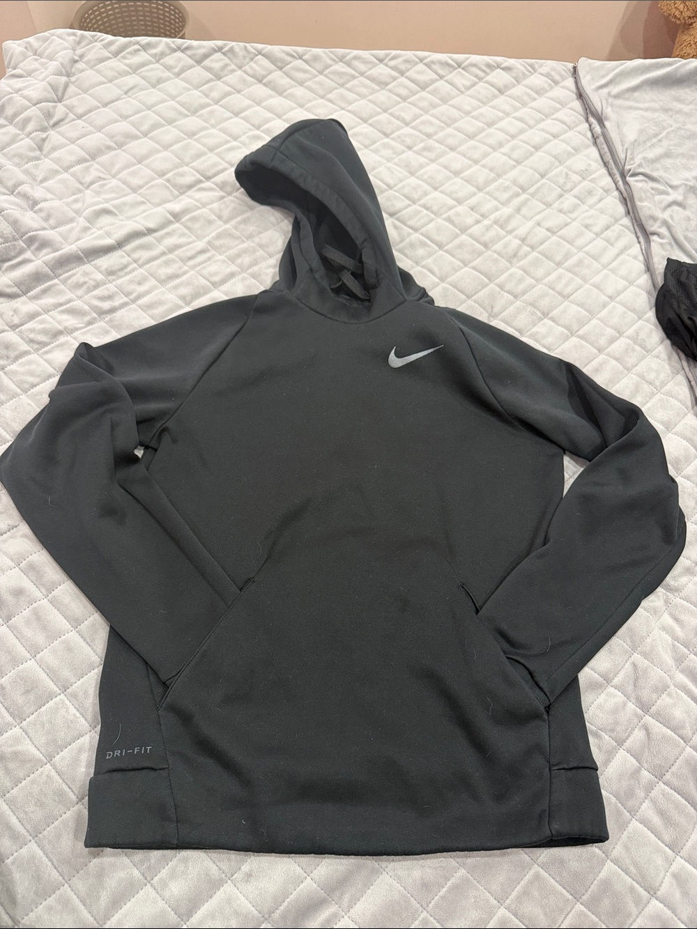Nike Men’s Black Performance Pullover Jacket with Swoosh